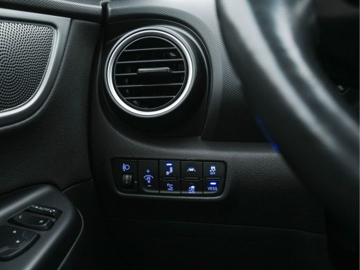 Hyundai Kona EV Premium 64 kWh ( Fase-3 ) { SOH-96%) (INCL-BTW) *AUT | HEAT-PUMP | NAVI-FULLMAP | KEYLESS | CA... ActivLease financial lease