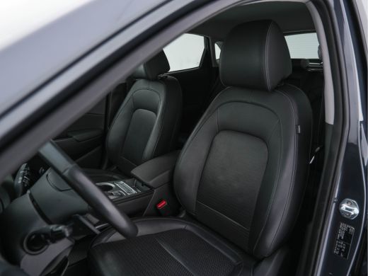 Hyundai Kona EV Premium 64 kWh ( Fase-3 ) { SOH-96%) (INCL-BTW) *AUT | HEAT-PUMP | NAVI-FULLMAP | KEYLESS | CA... ActivLease financial lease