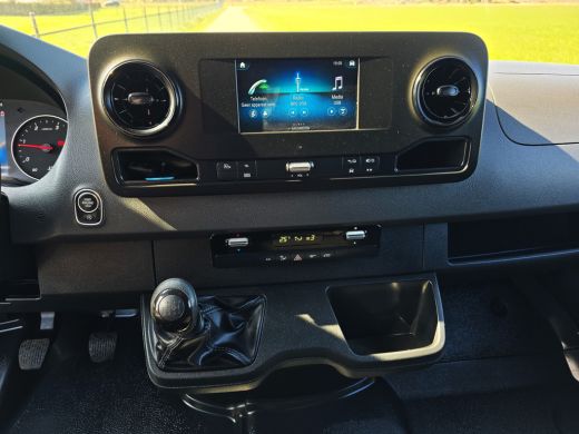 Mercedes-Benz Sprinter 315 1.9 CDI L3H2 RWD - 150 Pk - Euro 6 - RWD - MBUX - Camera - Airco - Cruise Control ActivLease financial lease