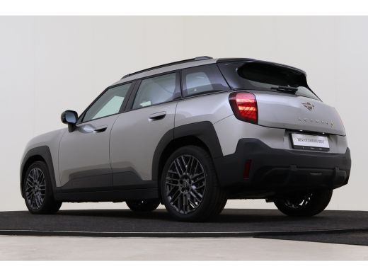 Mini Aceman SE / Essential / LED / Parking Assistant / 18" Night Flash Spoke Grey ActivLease financial lease