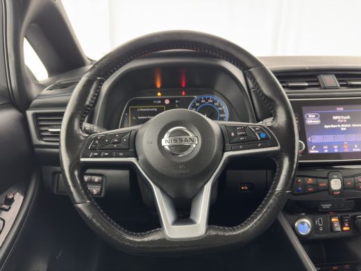 Nissan Leaf Tekna 40 kWh (SOH-83%) (INCL-BTW) *AUT | LUXURY-LEATHER | FULL-LED | BOSE-AUDIO | TOPVIEW | DAB |... ActivLease financial lease