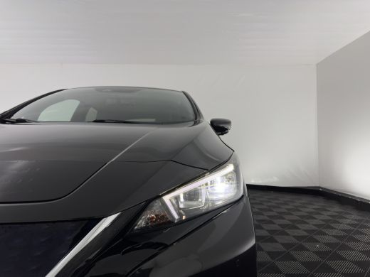 Nissan Leaf Tekna 40 kWh (SOH-83%) (INCL-BTW) *AUT | LUXURY-LEATHER | FULL-LED | BOSE-AUDIO | TOPVIEW | DAB |... ActivLease financial lease