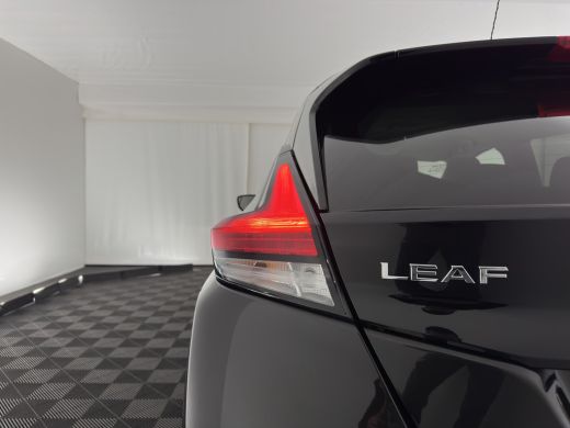 Nissan Leaf Tekna 40 kWh (SOH-83%) (INCL-BTW) *AUT | LUXURY-LEATHER | FULL-LED | BOSE-AUDIO | TOPVIEW | DAB |... ActivLease financial lease