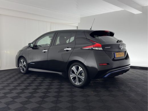 Nissan Leaf Tekna 40 kWh (SOH-83%) (INCL-BTW) *AUT | LUXURY-LEATHER | FULL-LED | BOSE-AUDIO | TOPVIEW | DAB |... ActivLease financial lease
