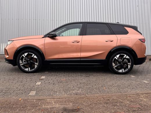 Opel Grandland GS 73 kWh | Premium Focal Audio | Panorama Schuif/kanteldak | Romdomzicht Camera | Keyless| Stoel... ActivLease financial lease