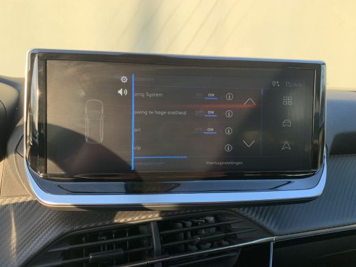 Peugeot 2008 1.2 Hybrid 136 Style Airco | Apple Carplay/ Android Auto | Bluetooth | DAB | PDC Achter | ActivLease financial lease