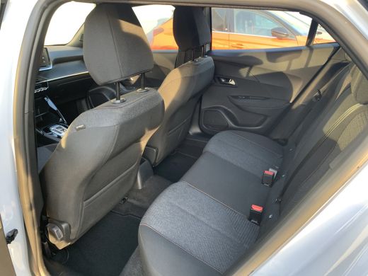 Peugeot 2008 1.2 Hybrid 136 Style Airco | Apple Carplay/ Android Auto | Bluetooth | DAB | PDC Achter | ActivLease financial lease