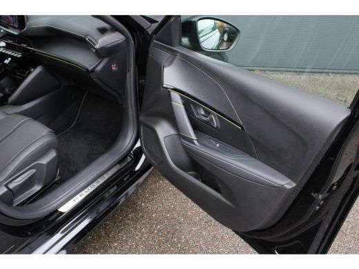 Peugeot 208 1.2 PureTech 100 GT | Navi by app | Apple carplay | Camera | LED verlichting | Nieuw model | ActivLease financial lease