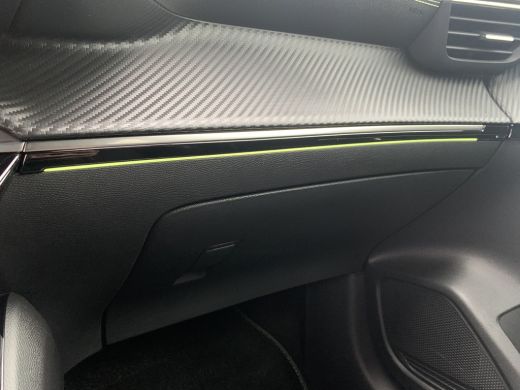 Peugeot 208 1.2 PureTech GT Airco | Camera | Cruise Control | DAB | LED | LMV 17" | PDC V&A | ActivLease financial lease