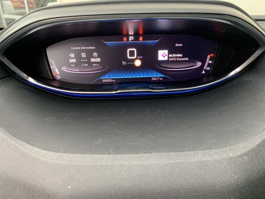 Peugeot 3008 1.2 PureTech Allure Airco | Camera | Cruise Control | DAB | Keyless | LED | LMV 18" | PDC V&A | ActivLease financial lease