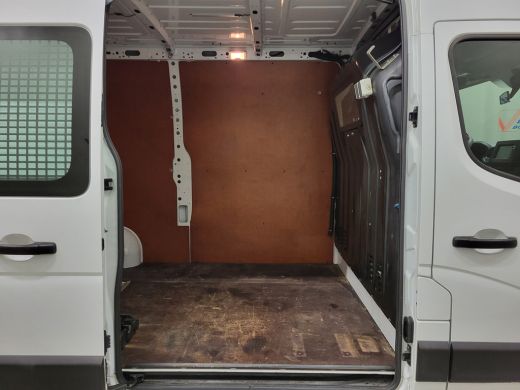 Renault Master 2.3dCi 135pk L2/H2 Trekhaak Euro 6! ActivLease financial lease