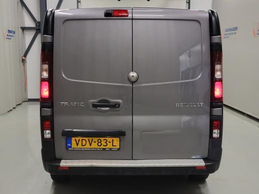 Renault Trafic 2.0dCi 145pk L2/H1 Automaat Euro 6! ActivLease financial lease