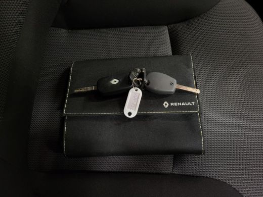 Renault Trafic 2.0dCi 145pk L2/H1 Automaat Euro 6! ActivLease financial lease