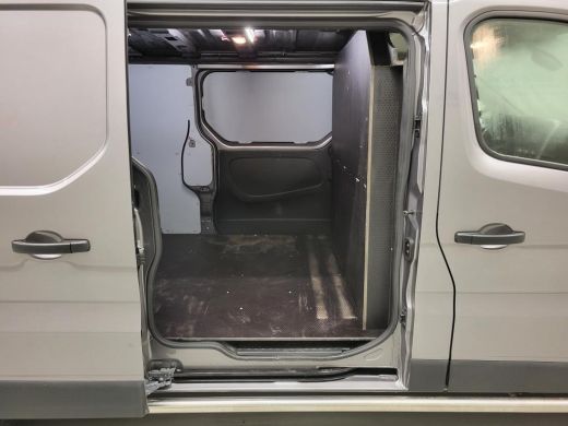 Renault Trafic 2.0dCi 145pk L2/H1 Automaat Euro 6! ActivLease financial lease