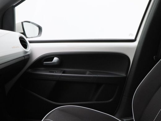 Seat Mii electric | Cruise Control | Stoelverwarming | Parkeersensoren | Bluetooth | 16 inch | 52.617 Km!! ActivLease financial lease