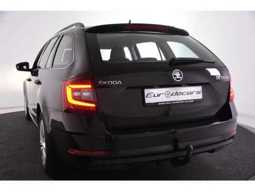 Skoda Octavia Combi Ambition *1ste Eigenaar*Navigatie*Trekhaak*PDC* ActivLease financial lease