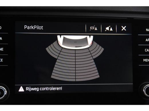Skoda Octavia Combi Ambition *1ste Eigenaar*Navigatie*Trekhaak*PDC* ActivLease financial lease