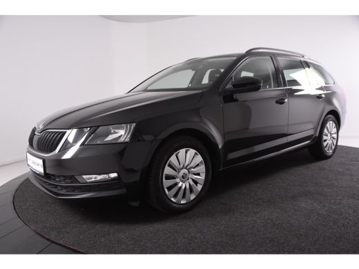 Skoda Octavia Combi Ambition *1ste Eigenaar*Navigatie*Trekhaak*PDC* ActivLease financial lease
