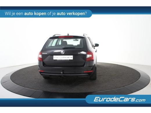 Skoda Octavia Combi Ambition *1ste Eigenaar*Navigatie*Trekhaak*PDC* ActivLease financial lease