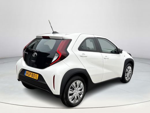 Toyota Aygo 1.0 VVT-i MT Play **ADPATIEF CRUISE CONTROL/ AIRCO/ APPLE CARPLAY/ PARKEERCAMERA/ GARANTIE** ActivLease financial lease