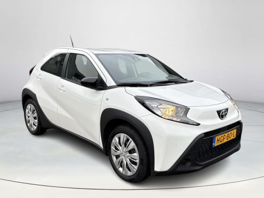 Toyota Aygo 1.0 VVT-i MT Play **ADPATIEF CRUISE CONTROL/ AIRCO/ APPLE CARPLAY/ PARKEERCAMERA/ GARANTIE** ActivLease financial lease