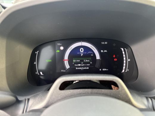 Toyota Aygo Hybrid 115 GR Sport ActivLease financial lease