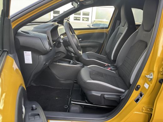 Toyota Aygo Hybrid 115 GR Sport ActivLease financial lease