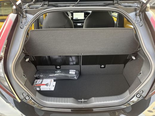 Toyota Aygo Hybrid 115 GR Sport ActivLease financial lease