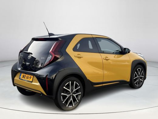 Toyota Aygo Hybrid 115 GR Sport ActivLease financial lease