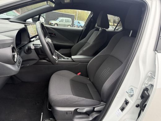 Toyota C-HR 1.8 Hybrid 140 First Edition **NAVIGATIE/ 360 CAMERA/ DODEHOEK DETECTIE/ PARKEERSENSOREN/ GARANTIE** ActivLease financial lease