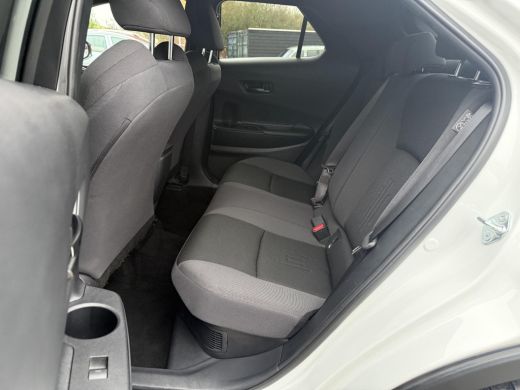 Toyota C-HR 1.8 Hybrid 140 First Edition **NAVIGATIE/ 360 CAMERA/ DODEHOEK DETECTIE/ PARKEERSENSOREN/ GARANTIE** ActivLease financial lease