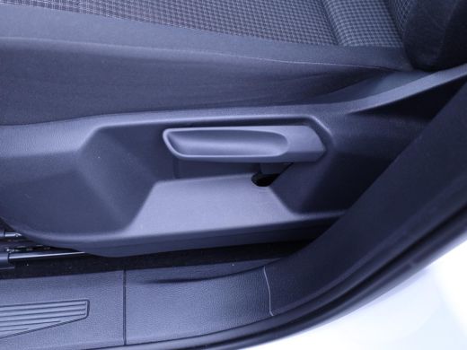 Volkswagen Caddy 2.0 TDi 122 Pk Comfort | Airco | Navigatie | Camera | Trekhaak | 29.814 Km!! ActivLease financial lease