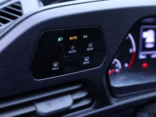 Volkswagen Caddy 2.0 TDi 122 Pk Comfort | Airco | Navigatie | Camera | Trekhaak | 29.814 Km!! ActivLease financial lease