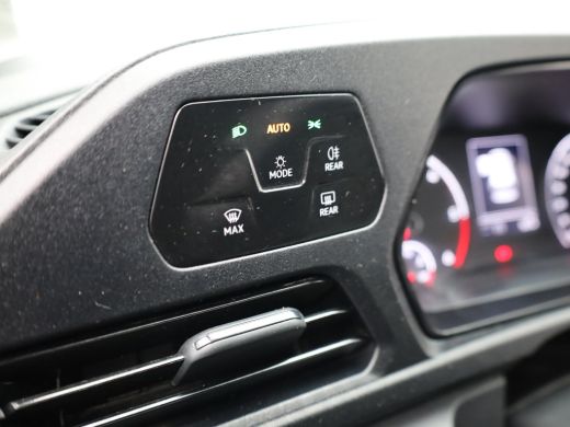 Volkswagen Caddy 2.0 TDi 122 Pk Comfort | Airco | Navigatie | Camera | Trekhaak | 31.133 Km!! ActivLease financial lease