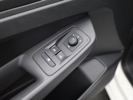 Volkswagen Caddy 2.0 TDi 122 Pk Comfort | Airco | Navigatie | Camera | Trekhaak | 33.088 Km!! ActivLease financial lease