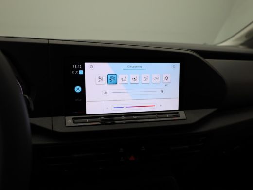 Volkswagen Caddy 2.0 TDi 122 Pk Comfort | Airco | Navigatie | Camera | Trekhaak | 40.275 Km!! ActivLease financial lease