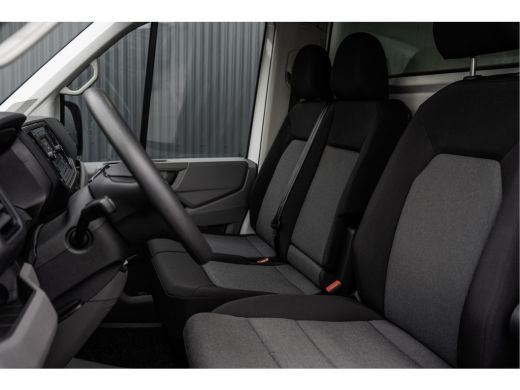 Volkswagen Crafter **35 2.0 TDI 177PK | Bakwagen met laadklep | Airco | Adapt.cruise | 3-Zits** ActivLease financial lease
