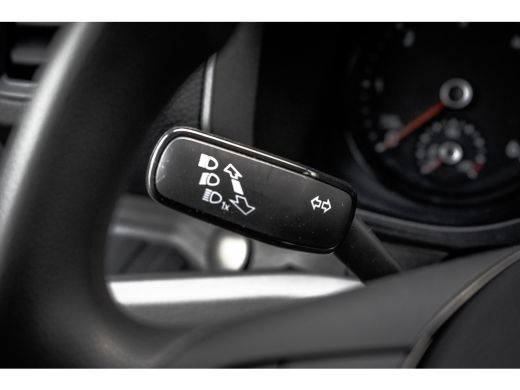 Volkswagen Crafter **35 2.0 TDI 177PK | Bakwagen met laadklep | Airco | Adapt.cruise | 3-Zits** ActivLease financial lease