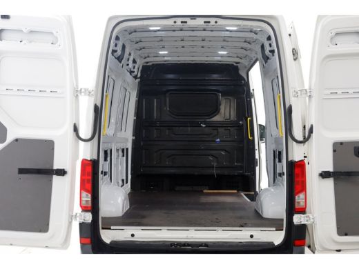 Volkswagen Crafter 35 2.0 TDI 177pk L3H3 (L2H2) 4Motion 4x4 Airco/Navi 10-2021 ActivLease financial lease