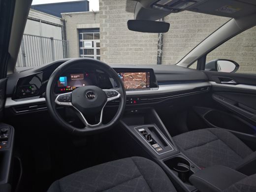 Volkswagen Golf 1.5 eTSI Style | Achterbank in delen neerklapbaar | Apple Carplay/Android Auto|telefoonintegratie... ActivLease financial lease