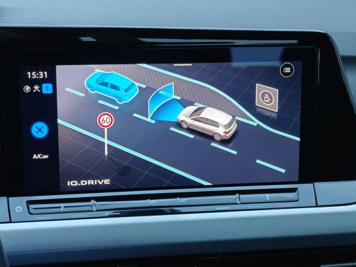 Volkswagen Golf 1.5 eTSI Style | Achterbank in delen neerklapbaar | Apple Carplay/Android Auto|telefoonintegratie... ActivLease financial lease