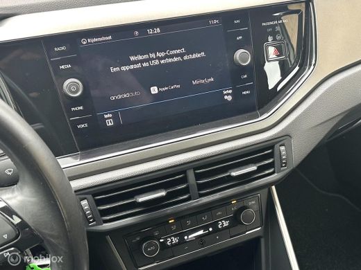 Volkswagen Polo 1.0 TSI 95PK DSG AUTOMAAT COMFORTLINE PARKEERSENSOREN CARPLAY NAVIGATIE CLIMATE CONTROLE CRUISE C... ActivLease financial lease