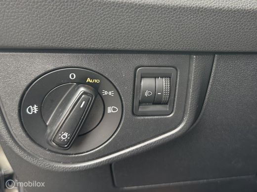 Volkswagen Polo 1.0 TSI 95PK DSG AUTOMAAT COMFORTLINE PARKEERSENSOREN CARPLAY NAVIGATIE CLIMATE CONTROLE CRUISE C... ActivLease financial lease