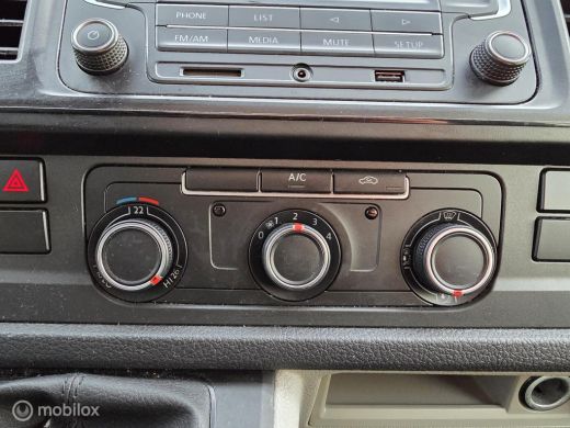 Volkswagen Transporter 2.0 TDI L2H1 Comfortline ActivLease financial lease