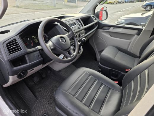 Volkswagen Transporter 2.0 TDI L2H1 Comfortline ActivLease financial lease