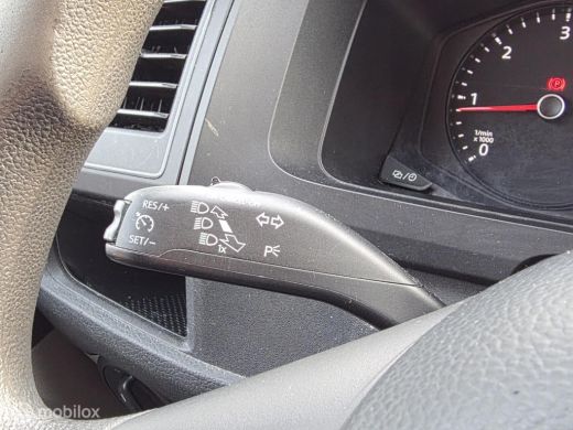 Volkswagen Transporter 2.0 TDI L2H1 Comfortline ActivLease financial lease