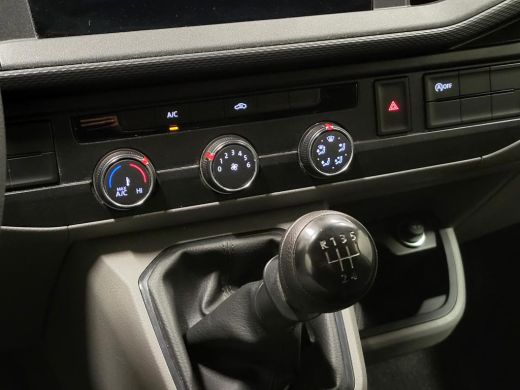 Volkswagen Transporter 2.0TDI 110pk L2/H1 Euro 6! ActivLease financial lease