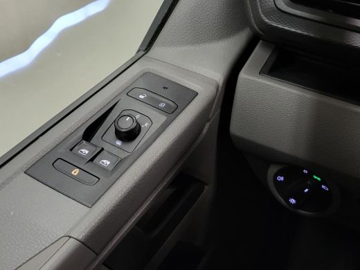 Volkswagen Transporter 2.0TDI 110pk L2/H1 Euro 6! ActivLease financial lease