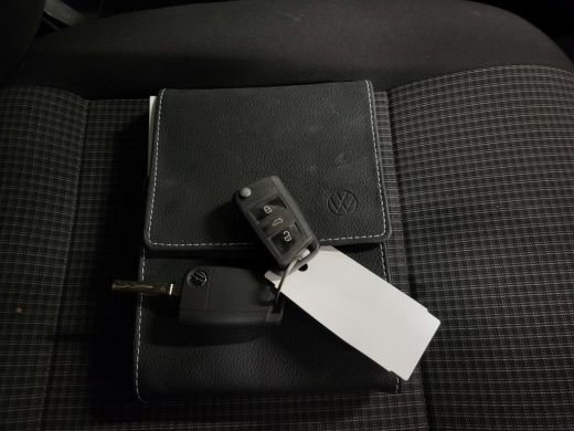 Volkswagen Transporter 2.0TDI 110pk L2/H1 Euro 6! ActivLease financial lease