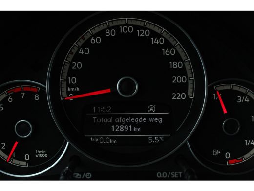 Volkswagen up! 1.0 | Camera | Cruise C. | Climate C. | Elec. Pakket | DAB | Bluetooth | Lane Assist | Camera | C... ActivLease financial lease